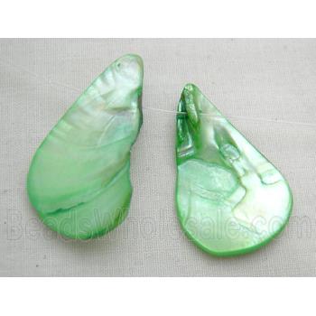 15.5 inches string of freshwater shell beads, teardrop, green