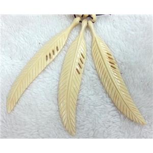 yellow cattle bone pendant, feather, approx 20x115mm [BJAS026]