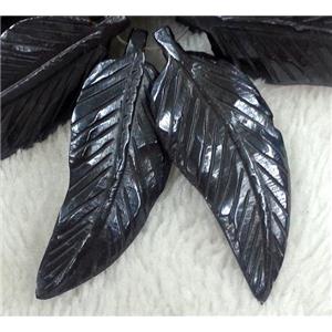antique cattle bone pendant, black, leaf, approx 20x50mmm [BJAS027]
