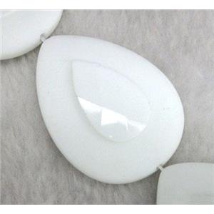 white porcelain beads, flat-teardrop, faceted, approx 30x40mm, 15.5 inches [GMLB340]