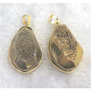 druzy quartz pendant, faceted teardrop, gold electroplated, approx 15-28mm [GMPDA1769]
