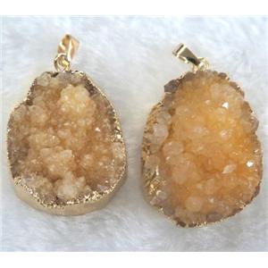 yellow druzy quartz pendant, freeform, approx 20-40mm [GMPDA1855]