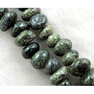 mashan jade bead chip, green dye, approx 5-10mm, 36 inch length [JDER50]