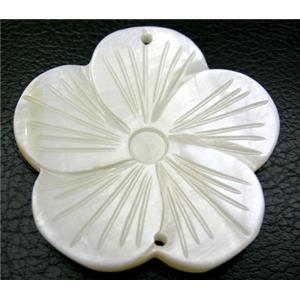 Mother of pearl flower pendant, 45mm diameter [MP-PDFL-01-45MM]