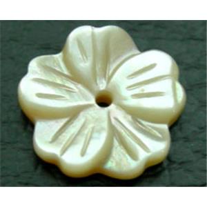 Mother of pearl flower pendant, 10mm diameter [MP-PDFL-04-10MM]