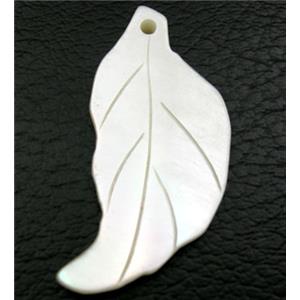 Mother of pearl leaf pendant, 15x30mm [MP-PDLF-02-15X30MM]