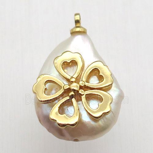 Natural pearl pendant flower