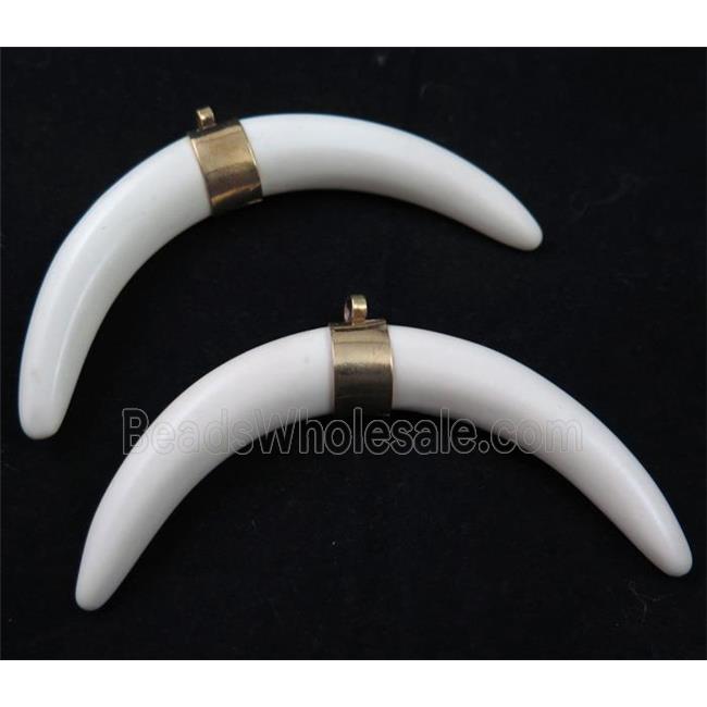 white resin pendant, horn