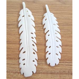 white cattle bone pendant without hole, feather, approx 18-65mm [BJAS098-S]