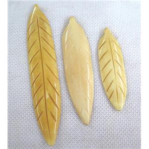 yellow cattle bone pendant without hole, leaf, approx 18-65mm [BJAS108-S]