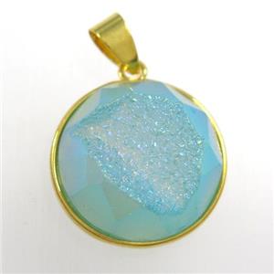 peacock green Druzy Agate circle pendant, approx 18mm dia [GM11467]