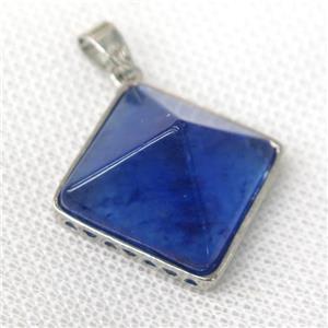 blue watermelon quartz pyramid pendant, approx 20mm [GM13869]