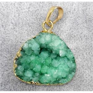 green druzy quartz teardrop pendant, gold plated, approx 20-25mm [GMPDA3517]