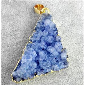 druzy quartz pendant, triangle, gold plated, approx 20-30mm [GMPDA3551]