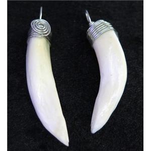 white wolftooth pendant, horn, wire wrapped, approx 15-60mm [GMPDA4265]