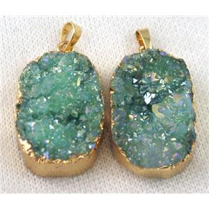 green druzy quartz pendant, AB color, freeform, gold plated, approx 20-35mm [GMPDA6708]