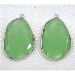 green crystal glass pendant, faceted teardrop, platinum plated, approx 23x33mm [GMPDA8141]