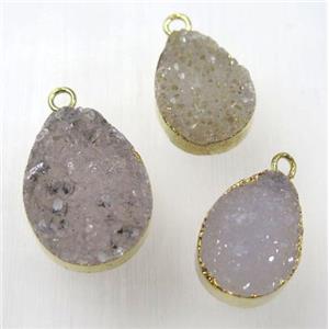 druzy agate pendant, natural color, teardrop, gold plated, approx 16x20mm [GMPDA8318-16X20MM]