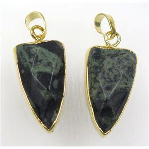 green Kambaba Jasper arrowhead pendant, gold plated, approx 15-27mm [GMPDA8505]