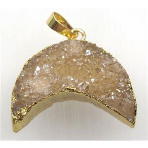 gold-champagne druzy quartz crescent pendant, moon, gold plated, approx 25-33mm [GMPDA8753]