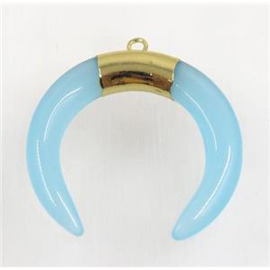 blue crystal glass crescent pendant, gold plated, approx 30-35mm [GMPDA8902]