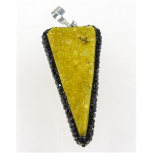 druzy quartz pendant paved rhinestone, triangle, approx 15-40mm [GMPDA9344]