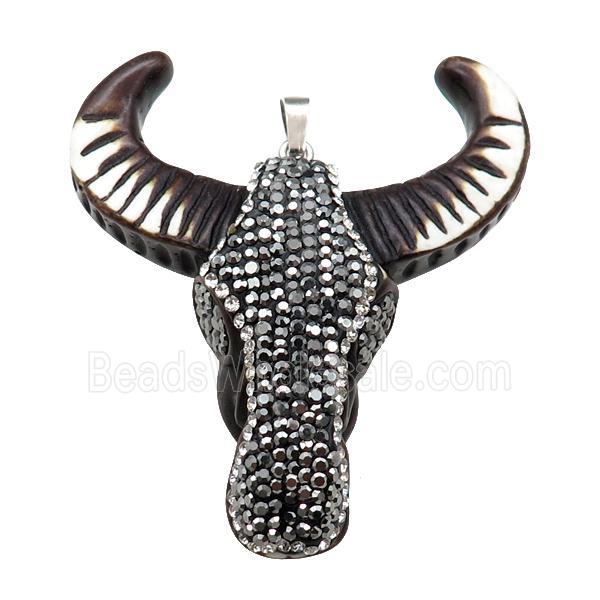 Resin bullhead paved rhinestone