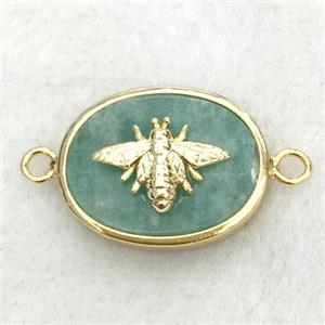 green amazonite oval connector with honeybee, approx 14-18mm [GM14221]