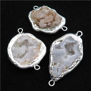 white Agate Druzy Geode connector, freeform, silver plated, approx 25-35mm [GM16354]