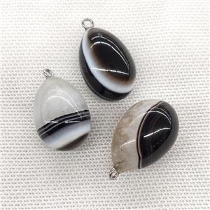 Natural Agate Egg Pendant White Black, approx 20-30mm [GM21597]