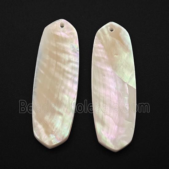 White MOP Shell Oval Pendant